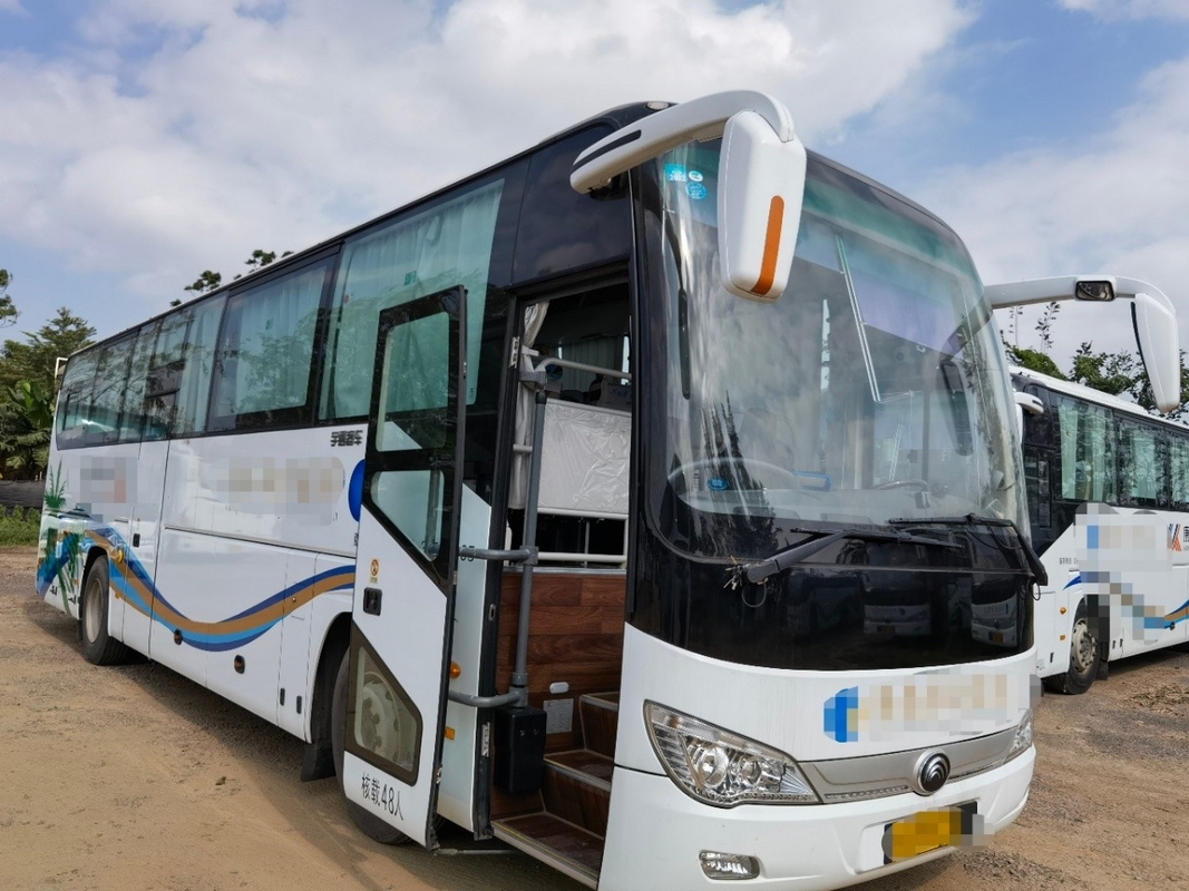 2019 সালের 48 আসনের Zk6119 নতুন সিট 40000km মাইলেজ সহ ইউটং বাস ব্যবহৃত ট্যুর বাস কোচ লাক্সারি
