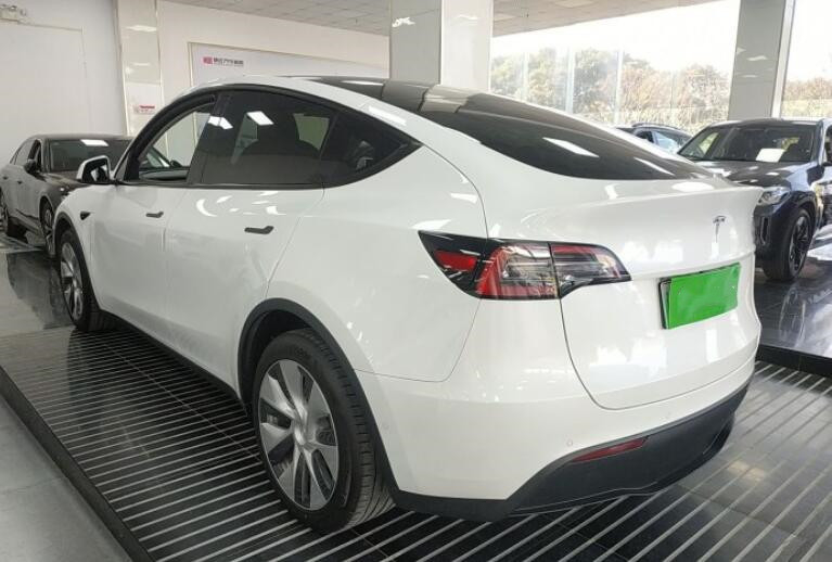 কম গতির বৈদ্যুতিক গাড়ি 72V 3.5KW মোটর দিয়ে সজ্জিত