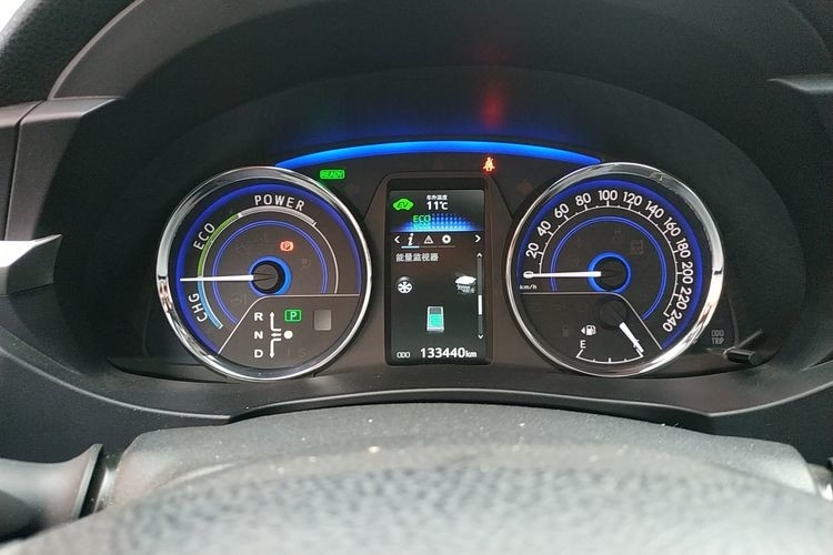 করোলা 2021 1.2T S-CVT পাইওনিয়ার 5 আসন সাদা রঙের 4 দরজা সেডান কার