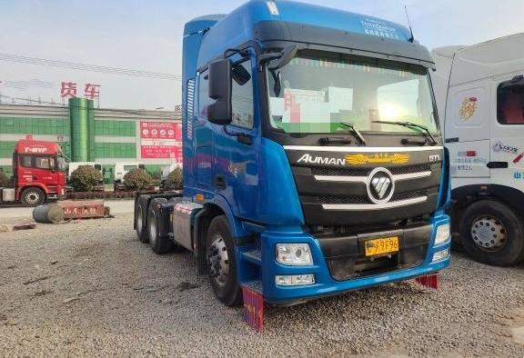 ওমান GRL 6*4 ব্যবহৃত ট্রাক্টর ট্রাক 470HP ব্যবহৃত ট্রাক্টর ট্রেলার ডিজেল