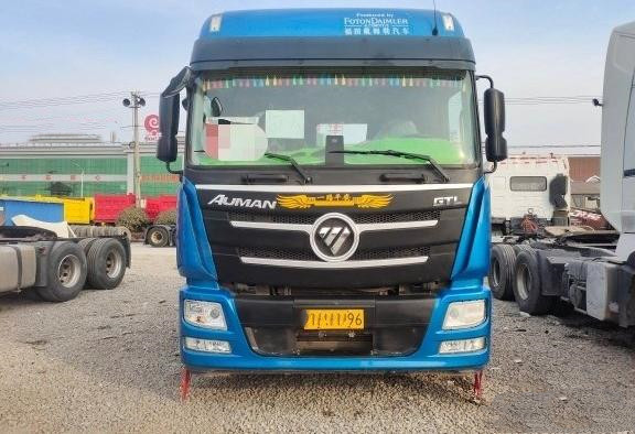 ওমান GRL 6*4 ব্যবহৃত ট্রাক্টর ট্রাক 470HP ব্যবহৃত ট্রাক্টর ট্রেলার ডিজেল