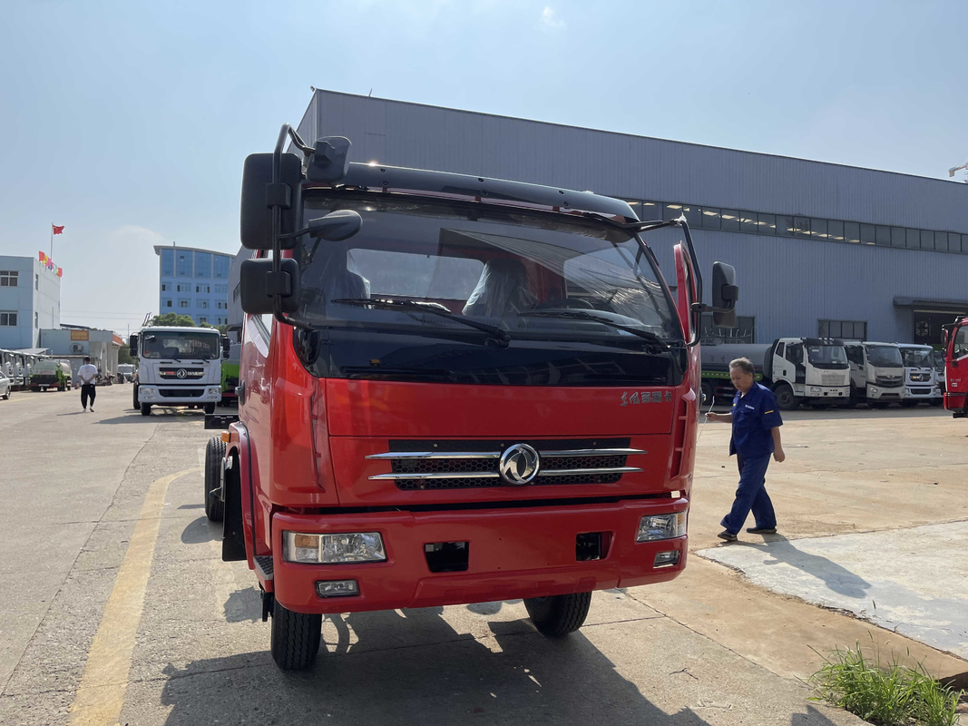 DF 4*4 চ্যাসিস 3.2 T ব্যবহৃত ট্রাক্টর ট্রাক সেকেন্ড হ্যান্ড 140hp ফোর হুইল ড্রাইভ চ্যাসিস