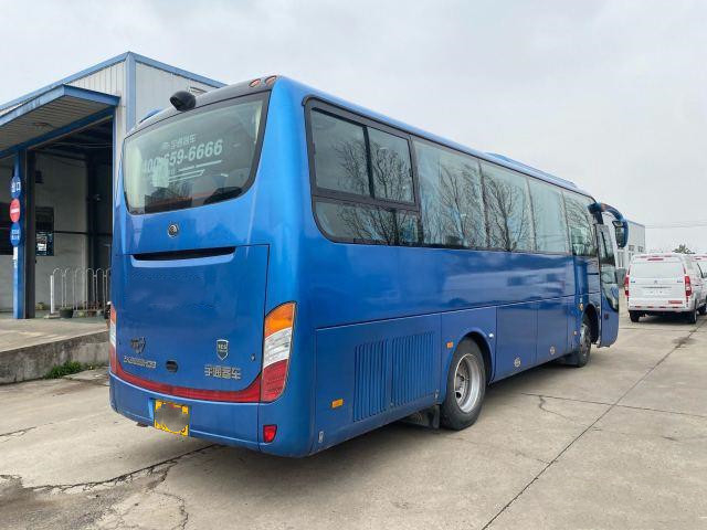 ব্যবহৃত কোচ বাস 37 আসন Yutong Zk6888 বাস এবং কোচ বাস ডান হাত ড্রাইভ