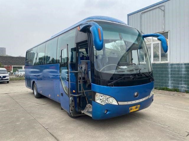 ব্যবহৃত কোচ বাস 37 আসন Yutong Zk6888 বাস এবং কোচ বাস ডান হাত ড্রাইভ