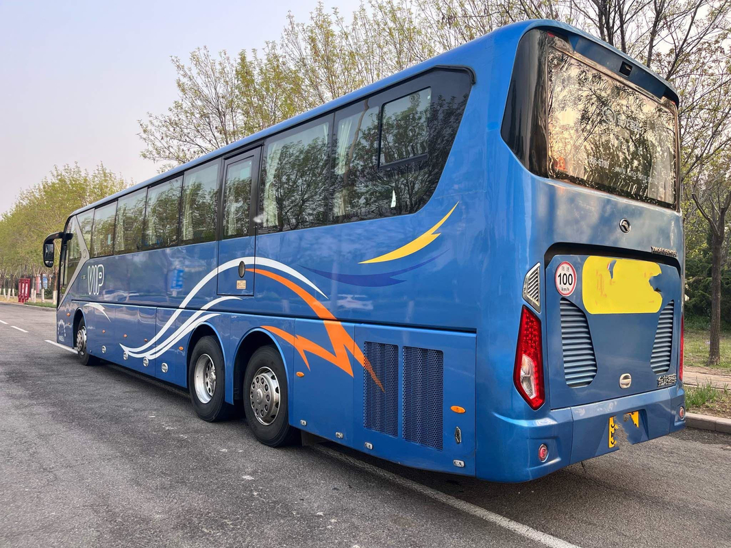 কিংলং বাস নতুন XMQ6135 ব্যবহৃত কোচ বাস 56 আসনের LHD সামনের ইঞ্জিন ডাবল এক্সেল