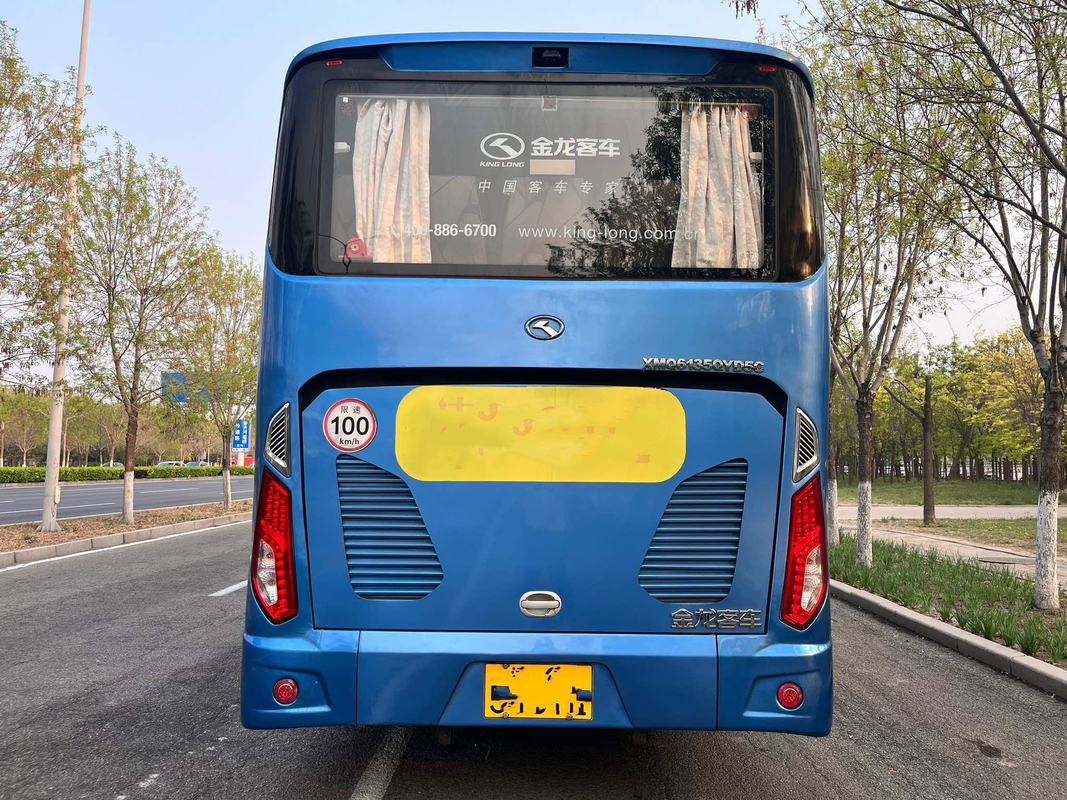 কিংলং বাস নতুন XMQ6135 ব্যবহৃত কোচ বাস 56 আসনের LHD সামনের ইঞ্জিন ডাবল এক্সেল