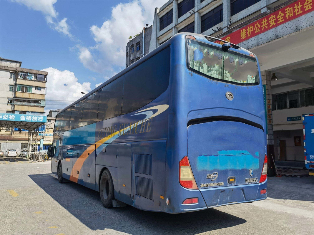 Yutong ZK6127 ব্যবহৃত কোচ বাস 53 আসনের দুই দরজার এয়ারব্যাগ চেসিস লাক্সারি সেকেন্ড হ্যান্ড বাস