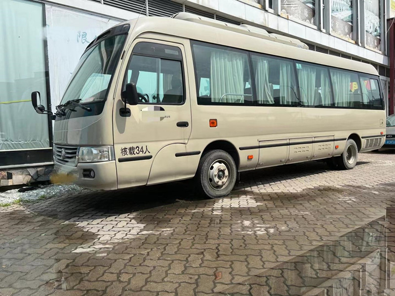বৈদ্যুতিক ইঞ্জিন বাম হাতে স্টিয়ারিং সহ 34টি আসন ব্যবহৃত কোস্টার বাস ব্যবহৃত মিনি বাস XML6809
