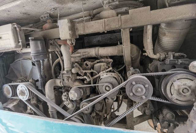 ফার্স্ট ক্লাস রাইট হ্যান্ড ড্রাইভ ইউটং বাস ZK6122H 51 সিটার রিয়ার ইঞ্জিন কোচ লাক্সারি